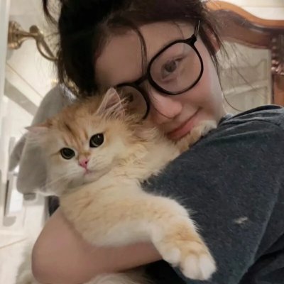 姊姊妹妹站起来